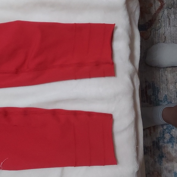 Fabletics SculptKnit size medium, medium compression leggings - Picture 2 of 5